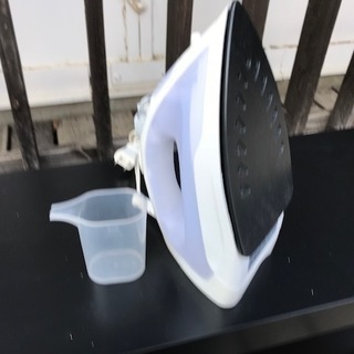 ニトリ　アイロン