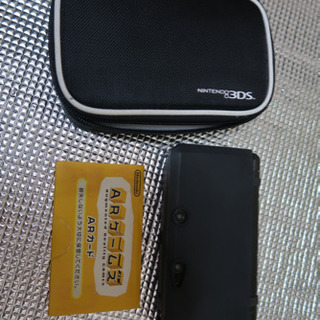 3DS本体、カバー、充電器、ケース等の画像