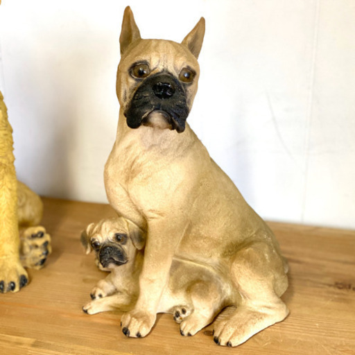 親子の犬の置物