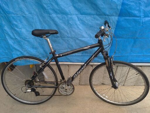 GIANT CS-3200 700C アルミ 21速 430mm クロスバイク GIANT CS-3200 700C アルミ 21速 430mm クロスバイク GIANT CS