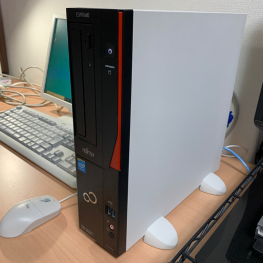 富士通 デスクトップPC 2015年