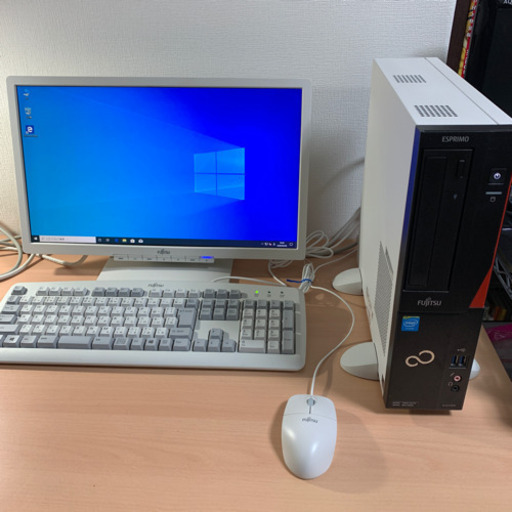 富士通 デスクトップPC 2015年