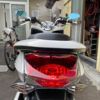 取引中　HONDA PCX125 23年車　距離5865キロ