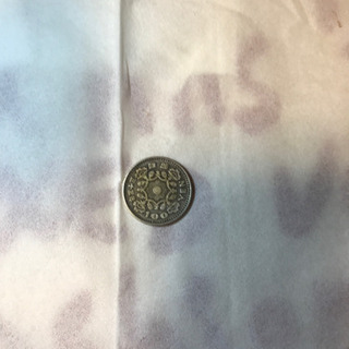 昭和33年 32年 100円硬貨の画像