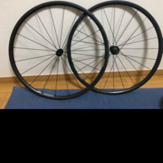 軽量カーボンホイール