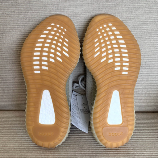 新品　Yeezy boost 350 V2 Sesame イージーブースト　セサミ
