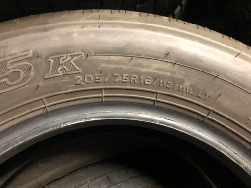 トラック用205/75R16高年式4本セット