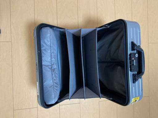 リモワ 2輪 スーツケース