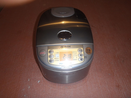 ZOJIRUSHI 圧力IH炊飯ジャー 5.5合炊き NP-HP10