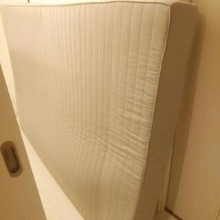 イケア　ダブルベッド