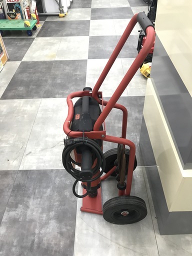 HILTI　コンクリートブレイカー　TE 2000-AVR