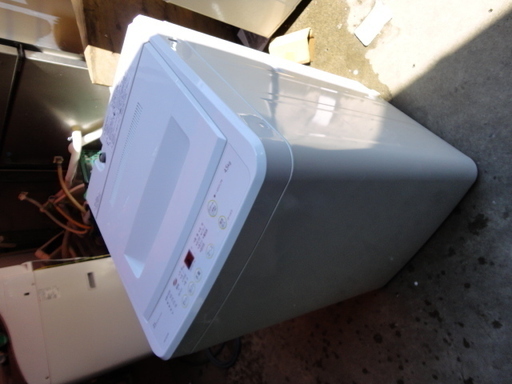 A532　サンヨー　全自動洗濯機　４．５KG　 ２０１０　ASW-45D