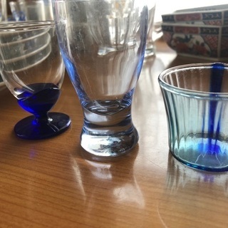 お酒のグラス、徳利、お猪口の画像