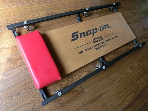 売れました。スナップオン　寝板　JC25　割と美品　だけど、ちょと難あり