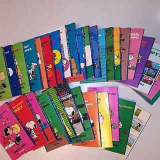 スヌーピーの漫画　英語&日本語　32冊+１冊の画像