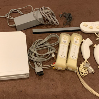【受付終了】Wii（動作確認済み！）☆懐かしのソフト付き