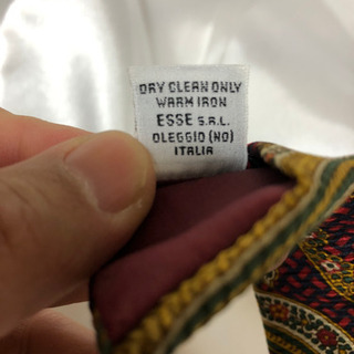 バレンチノ　ガラバーニ　ネクタイ　送料無料の画像