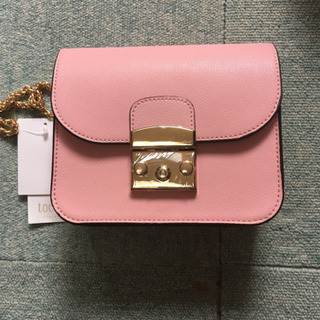 新品　ショルダーバッグ
