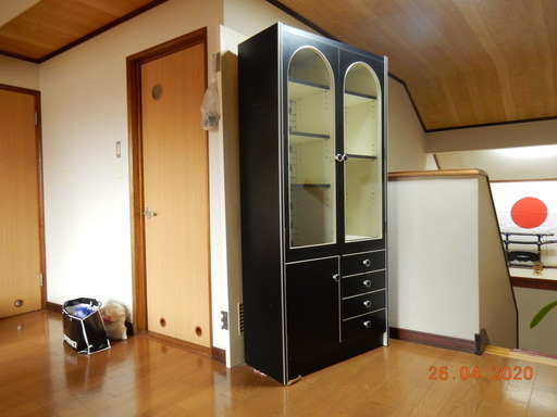 茶タンス、又は本棚