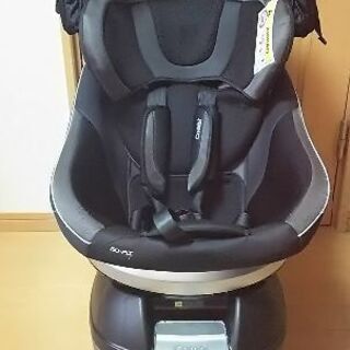 値下げしました❗ コンビ チャイルドシート クリムーヴ スマート ISOFIX エッグショックJG-650の画像