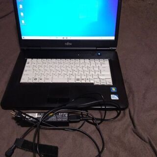 中古 Fujitsu Lifebook A540/Bノートパソコンの画像