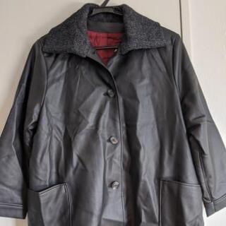 美品！レザー調　コート　の画像