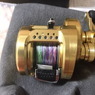 SHIMANO 15CALCUTTA CONQUEST 200HGの画像