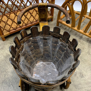 売切りセール！高級籐家具 3点セット！マガジンラック プランター 収納ラック 小物入れ インテリア Eの画像