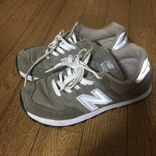 定番ニューバランス574レディースの画像