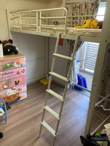 ニトリ　ロフトベッド　白