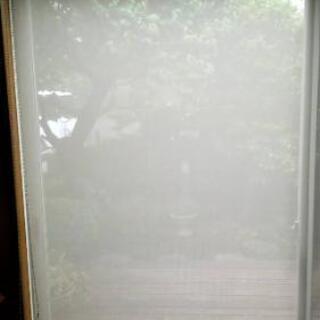 外から見えにくいロールスクリーン