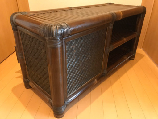 アジアン風テレビ台