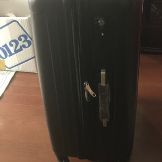 未使用キャリーケース、旅行ケース