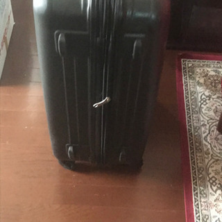 未使用キャリーケース、旅行ケースの画像