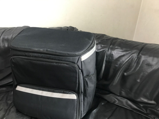 ウーバーイーツ　バッグ