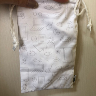 JINSのメガネ入れ