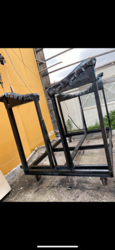 ヨット　船台　塗装済み　25FTから30FTくらい。