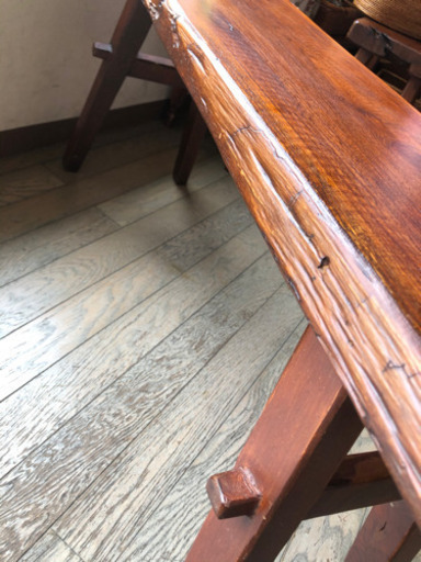 アンティーク調　木のベンチ