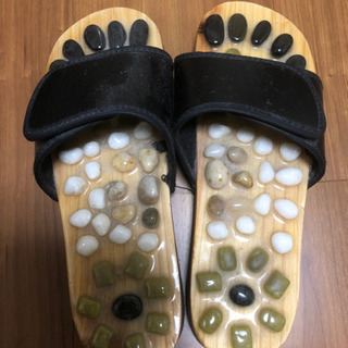 きれいな石の健康スリッパ