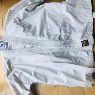 最終値下げ‼️ 空手着&ヘルメット&保護セットの画像