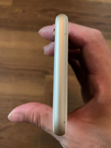 iPhone6 ゴールド　16GB
