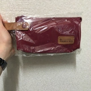 【新品】定価1000円　ペットボトルから作ったペンケース　臙脂色