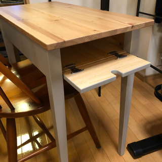 IKEA パソコン机　美品　椅子付き