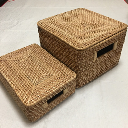 無印良品　重なるラタンバスケット　蓋付き　2個セット