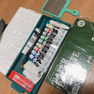 アクリル絵具セット（紙パレット、あみ？）