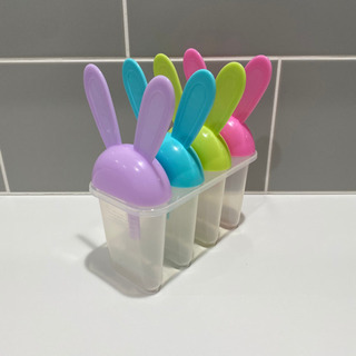 ジュースで棒突きアイスの画像