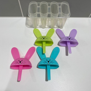 ジュースで棒突きアイスの画像