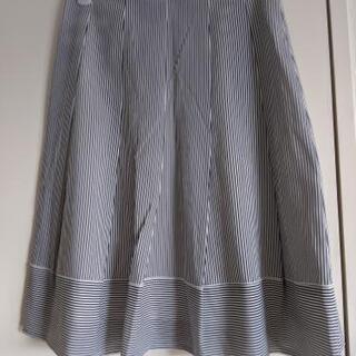 美品！ブルーストライプのさわやかスカート
