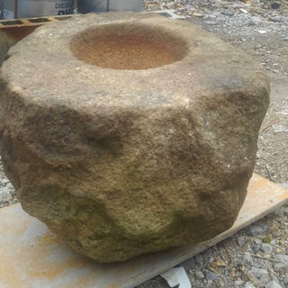 御影石 手水鉢の画像