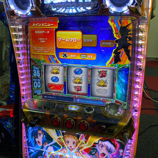 引き取り限定　シンフォギア　5/12から引き取り可能の画像